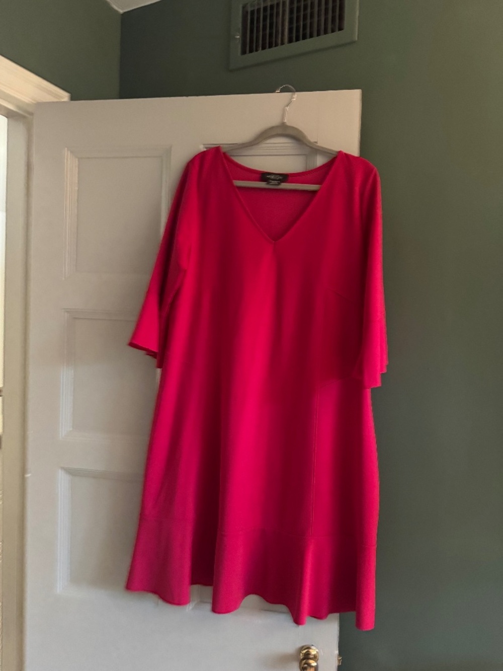 Pink 3/4 sleeve dress